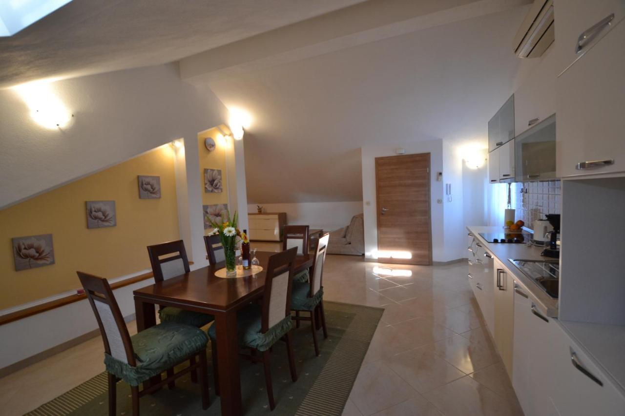 Apartmani Antonia Nakic -Stobrec 斯普利特 外观 照片